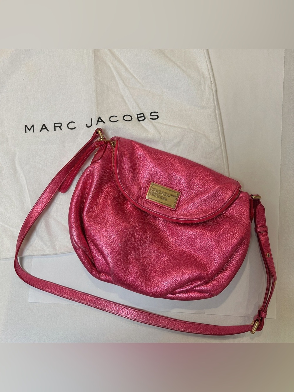 Marc by Marc Jacobs Rare Metallic Magenta Pink Classic Q Natasha Crossbody Bag S